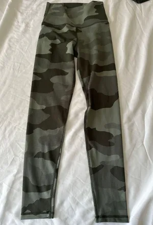 Aerie Camo Green Leggings thumbnail 2