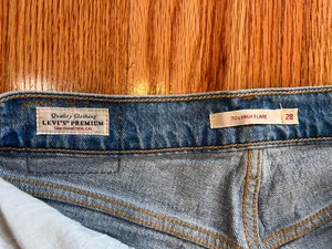 Levi’s 70s Flare Jeans High-Rise Women’s 28 thumbnail 3
