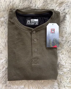 NWT Avalanche Men's Army Green Long-Sleeve Henley Shirt thumbnail 1