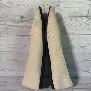 Vivaia Ballet Flats Sz 41 EU 9.5 US Beige Neutral Minimalist Shoes Pointed Toe thumbnail 4