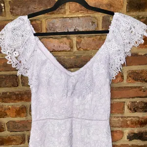 Saylor Lilac Purple Ruffled Lace Adwoa Mini Sheath Dress Women's Size Small thumbnail 3