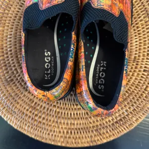 Klogs Footwear Women Multi Color Graffiti Patent Leather Nursing Clogs‎ Shoes thumbnail 3