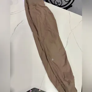 lululemon athletica Brown Ribbed Track Pants thumbnail 4