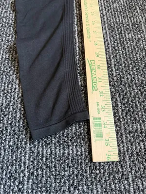 H&M Women’s Maternity Leggings Size Medium Black NWT thumbnail 2