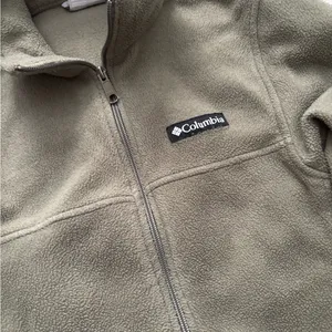Columbia Fleece Utility Jacket in Khaki thumbnail 2