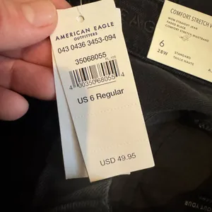 NWT American Eagle Outfitters Mom Straight Black Jeans size 6 thumbnail 13