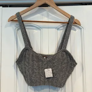 Free People Sunkeeper Gray‎ Cable Knit Crop Tank Size Small thumbnail 2