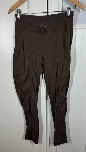 Lululemon Dance Studio Mid-Rise Jogger Full Length in Espresso Brown size 6 thumbnail 1