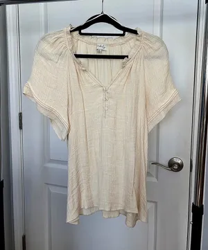 Cream Short Sleeve Blouse thumbnail 1