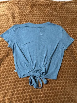NWOT New Lululemon Blue Tie-Waist Short-Sleeve Crop T-Shirt Utility Blue 8 thumbnail 4