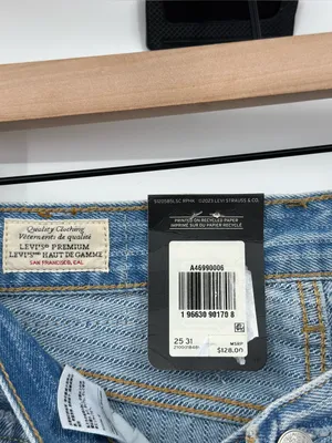 Levis 501 81 Jeans Womens 25x31 NWT Light Indigo Pattern High Rise $128‎ thumbnail 12