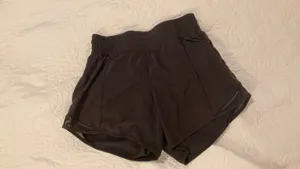 Lululemon short hotty hot thumbnail 5