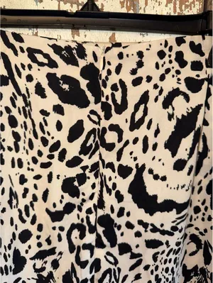 Nasty Gal size 10 leopard midi skirt with slit thumbnail 4