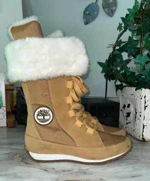 Timberland Boots Women’s size 6 thumbnail 1