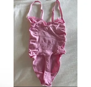 SKIMS Pink Lace Sculpting Bodysuit L thumbnail 5