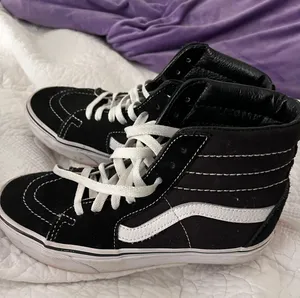 Vans Hightops thumbnail 1
