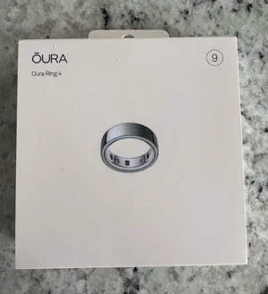 NIB Oura Ring 4 Smart Health Ring in Silver Size 9 thumbnail 1