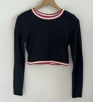 Abercrombie Longsleeve Ring Collar Crop Top Black Red Cream Preppy Medium thumbnail 1