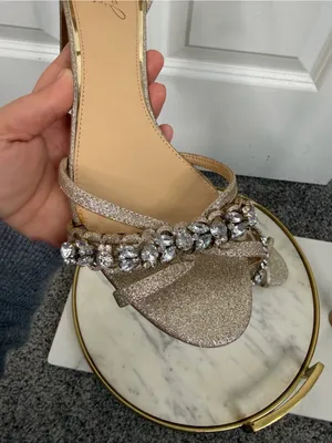 Jewel Badgley Mischka Sz 9W Gold Rhinestone Block Heel Sandals NWOT thumbnail 4