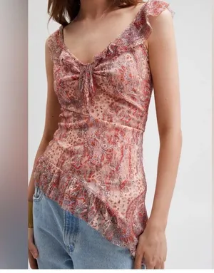 NWOT Urban Outfitters Kimchi Blue Hydi Asymmetric Lace Tunic Top size M thumbnail 3