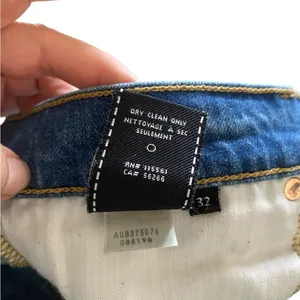 7 For All Mankind Ring-Detail Straight Jeans Riviera statement cropped capris thumbnail 10