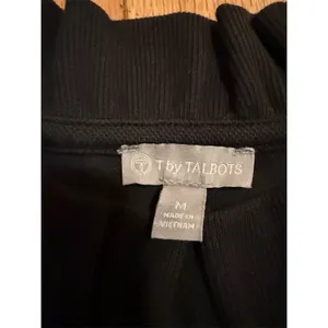 T by Talbots Sweatshirt Womens M Black Pullover Mock Neck Zip Kangaroo thumbnail 6