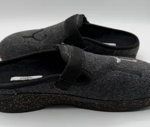 Earth Dream Aymii Wool Felt Clogs Women 8 Black Embroidered Buckle Mules thumbnail 1