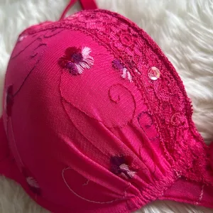 Y2K Victoria’s Secret Floral Bra thumbnail 7