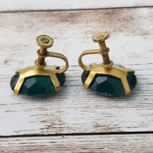 Vintage Screw On Earrings 0.75" Large Dark Green Faceted Oval thumbnail 7