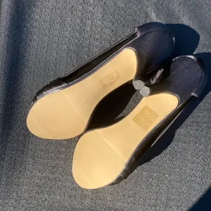 ✨🖤 Lady Couture Size 39 / 8.5 Black Satin D’Orsay “Sharp” Rhinestone Crystal Heels 🖤✨ thumbnail 6