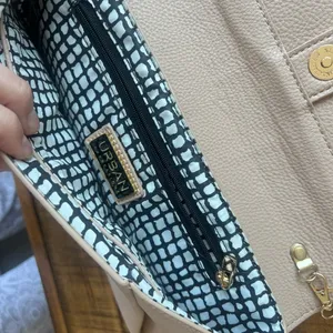 Tan purse thumbnail 3