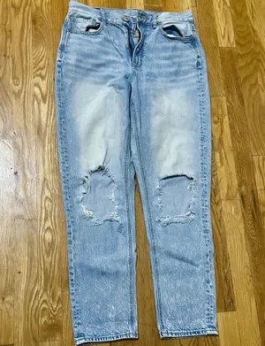 American Eagle Mom Jeans, Size 6 thumbnail 1