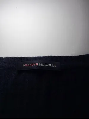Brandy Melville Navy Ribbed V-Neck Long Sleeve Crop Top measures xs/s thumbnail 2