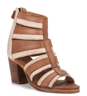 Vintage Foundry Co Women's Michelle Sandal size 10 heels‎ ankle strap leather thumbnail 1