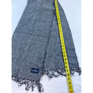 Hunters Run‎ Black White Houndstooth Fringed Winter Scarf Woven Rectangle thumbnail 3