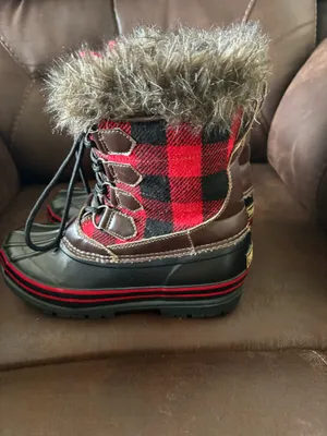 Tamarack Black And Red Plaid Women’s Boots thumbnail 3