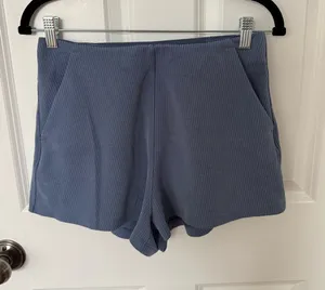 Lululemon Shorts 2.5" thumbnail 1