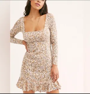 Ivory Floral Mini Dress thumbnail 2
