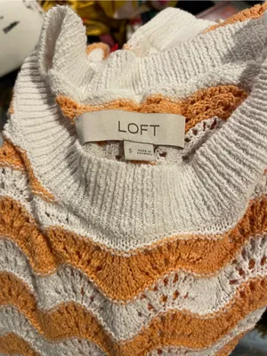 Cute Loft orange creamsicle chevron scallop open knit eyelet sweater crochet thumbnail 2