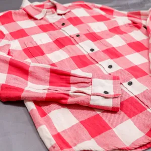Pact Organic Cotton Mila Flannel Shirt Women M Red White Gingham Plaid Button Up thumbnail 6