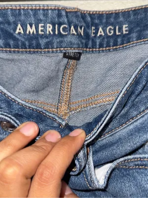 American Eagle Outfitters Mom straight jeans thumbnail 6