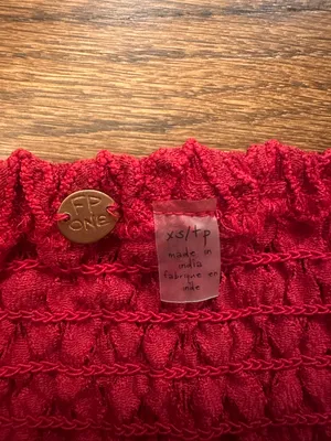 red lace top thumbnail 2