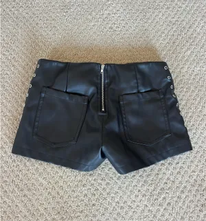 Princess Polly Shorts Black thumbnail 5