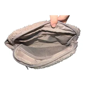 PINK Tank Sherpa Belt‎ Bag thumbnail 5