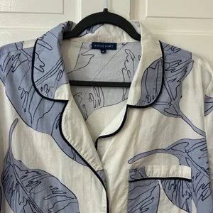 Katie Kime Pajama Top Sz XL Blue 100% Cotton Banana Leaf Tropical Chic‎ Coastal thumbnail 2