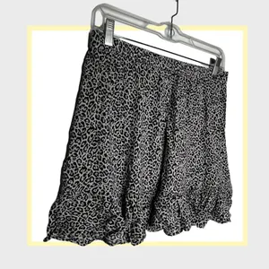 American‎ Eagle Animal Print Skirt thumbnail 2