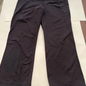 Lululemon  capei slit bottom size 6 thumbnail 7