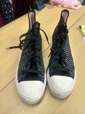 Converse Chuck Taylor All Star Lift Platform Shoes Size 10 EUC thumbnail 1