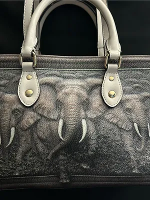 BFlairs Women’s Handbag with Elephant Print Gray & Cream thumbnail 6