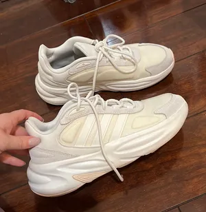 Adidas Ozelia Atheltic Shoe thumbnail 6